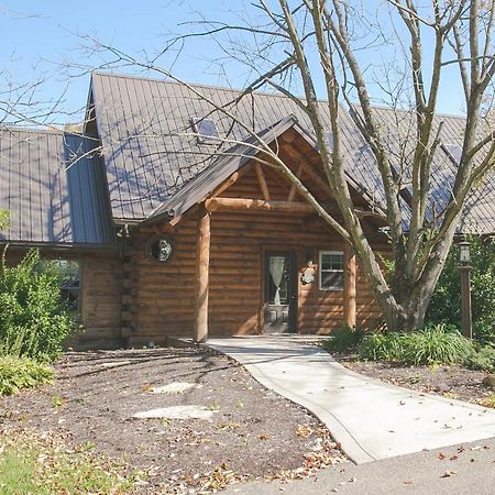Hummingbird Haven Cabin By Amish Country Lodging 柏林 外观 照片