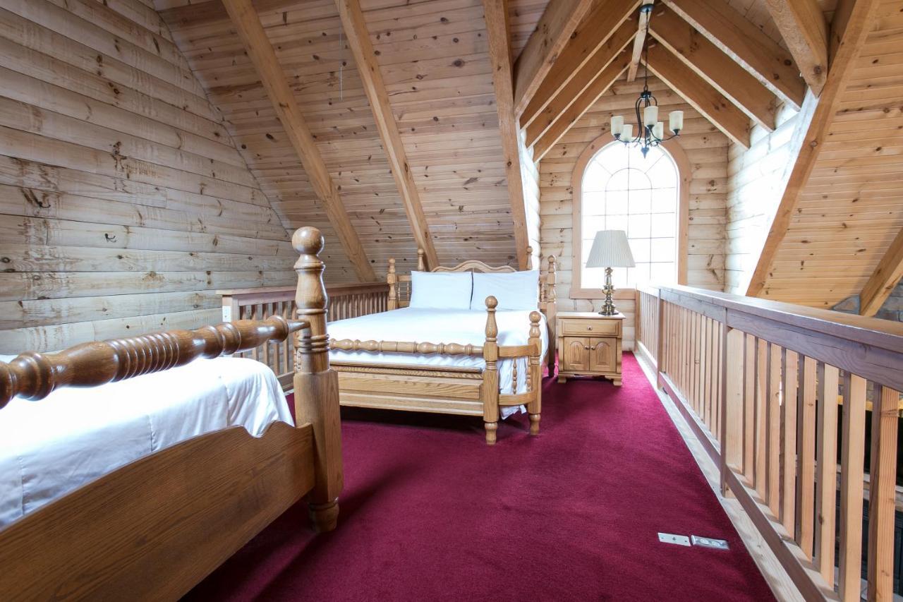 Hummingbird Haven Cabin By Amish Country Lodging 柏林 外观 照片